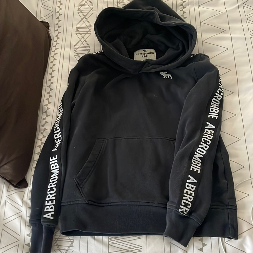 Black A&F kids hoodie sz. 7/8
